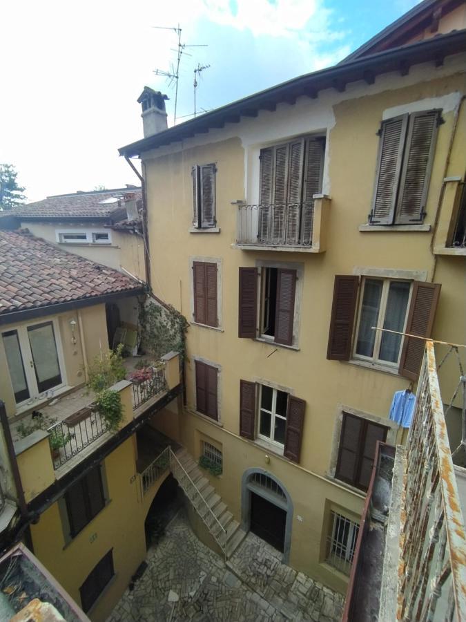 Casa Lalla In Centro Storico A แบร์กาโม ภายนอก รูปภาพ